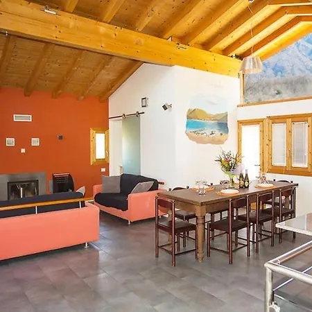 Inganna Ferienchalet Сasa de vacaciones Colico