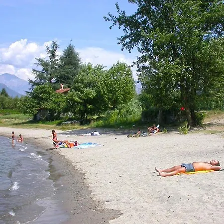 Сasa de vacaciones Inganna Ferienchalet Colico